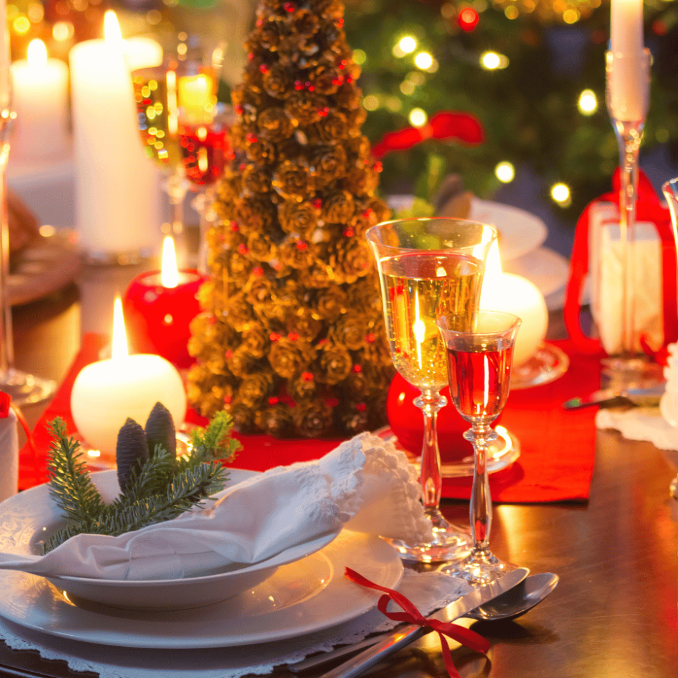 Une jolie table de fêtes de noël